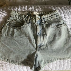NWT Cotton On High Rise Mom shorts